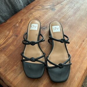 Dolce vita wisteria sandals NWOT